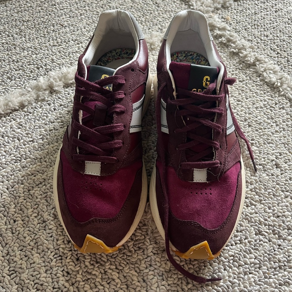 Greats women’s sneakers, size 9